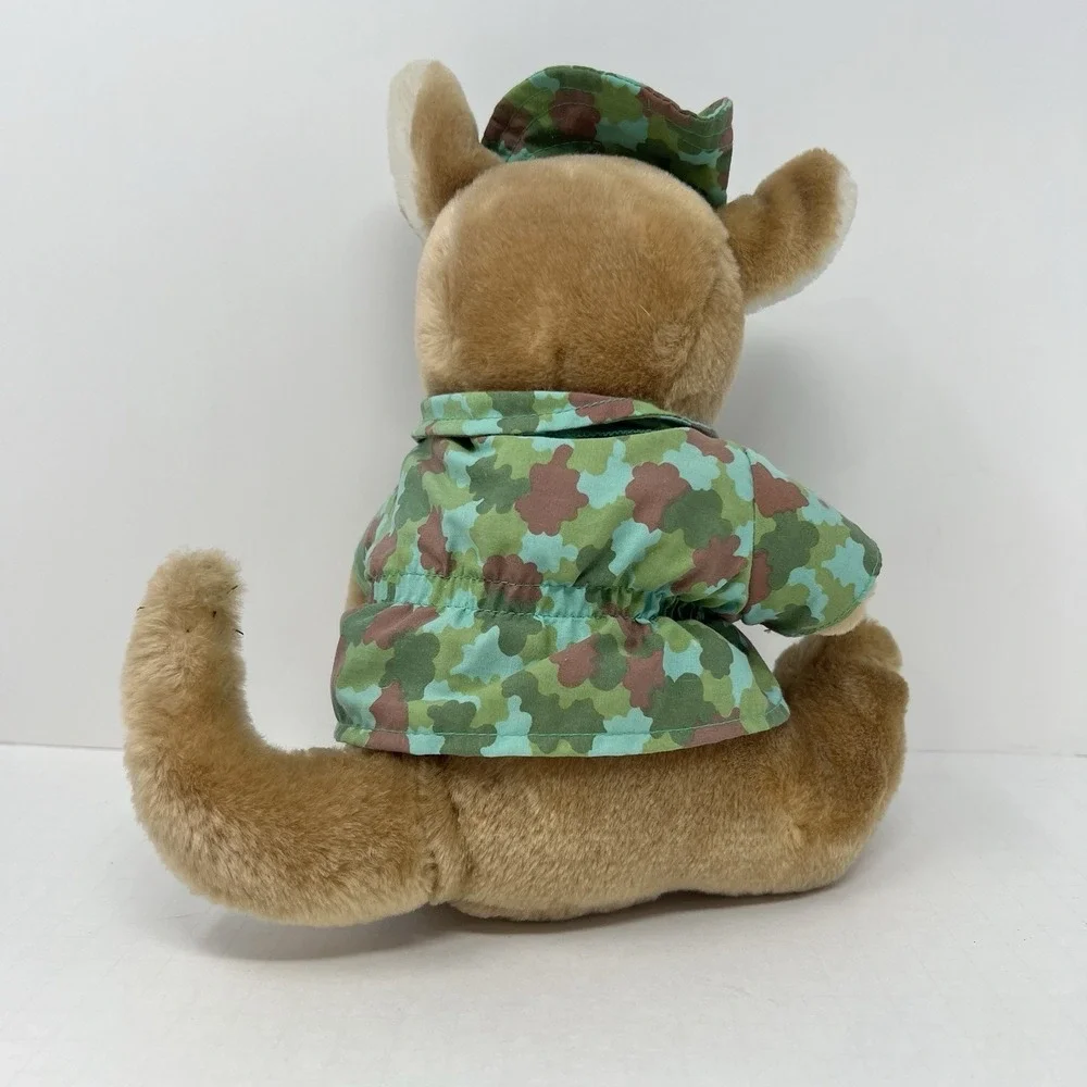 Dakin 1987 Duke Willaby Way Outback Kangaroo Plush Animal‎ in Camouflage 9